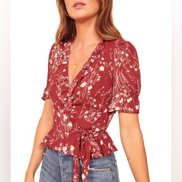 Reformation Tops - Reformation Caprice Floral Wrap Top in Bryce size XS